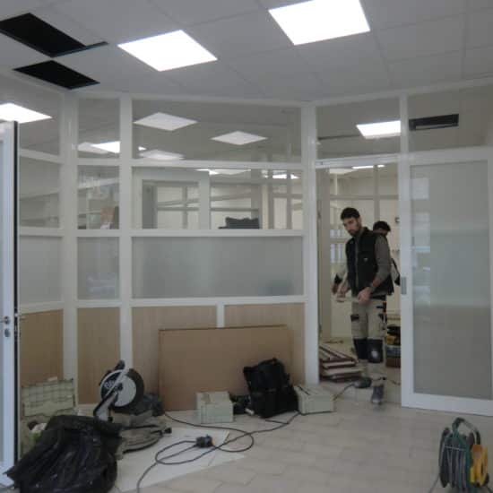 Réagencement intérieur, cloisons, plafond, éclairage